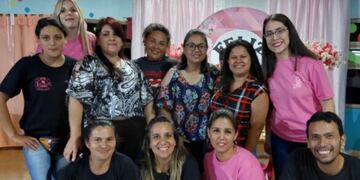 Agasajos a mamás de Puerto Iguazú en el marco del Mes Rosa.
