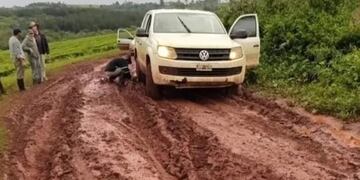 Declaran la emergencia municipal en Oberá por el deterioro de los caminos terrados.
