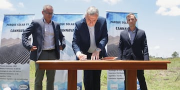 Con la protocolización del acta de inicio de obras, se puso en marcha este martes la construcción del parque solar "Cannava".