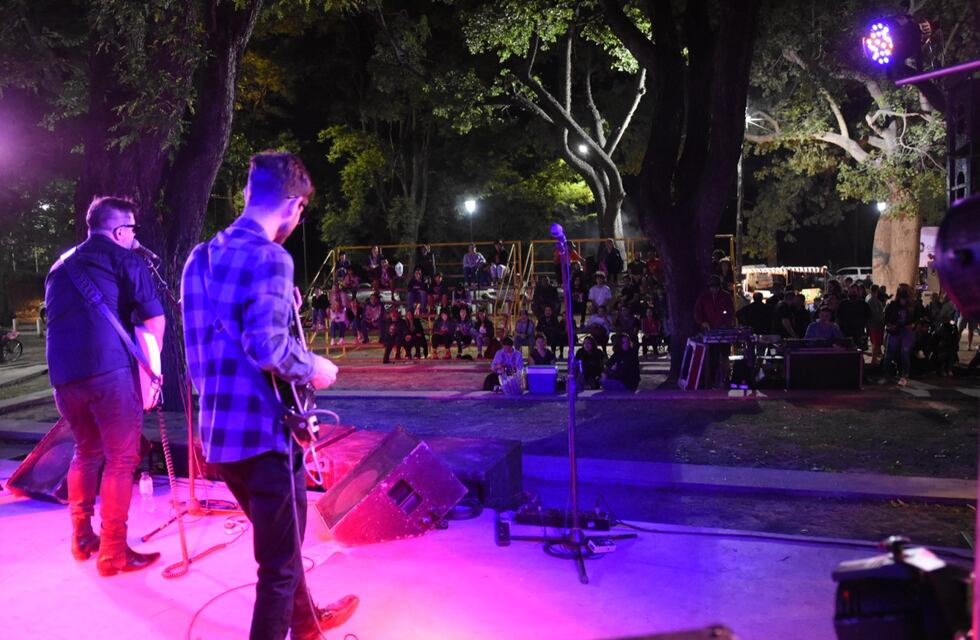 Exitosa nueva edición de Rock Sin Río