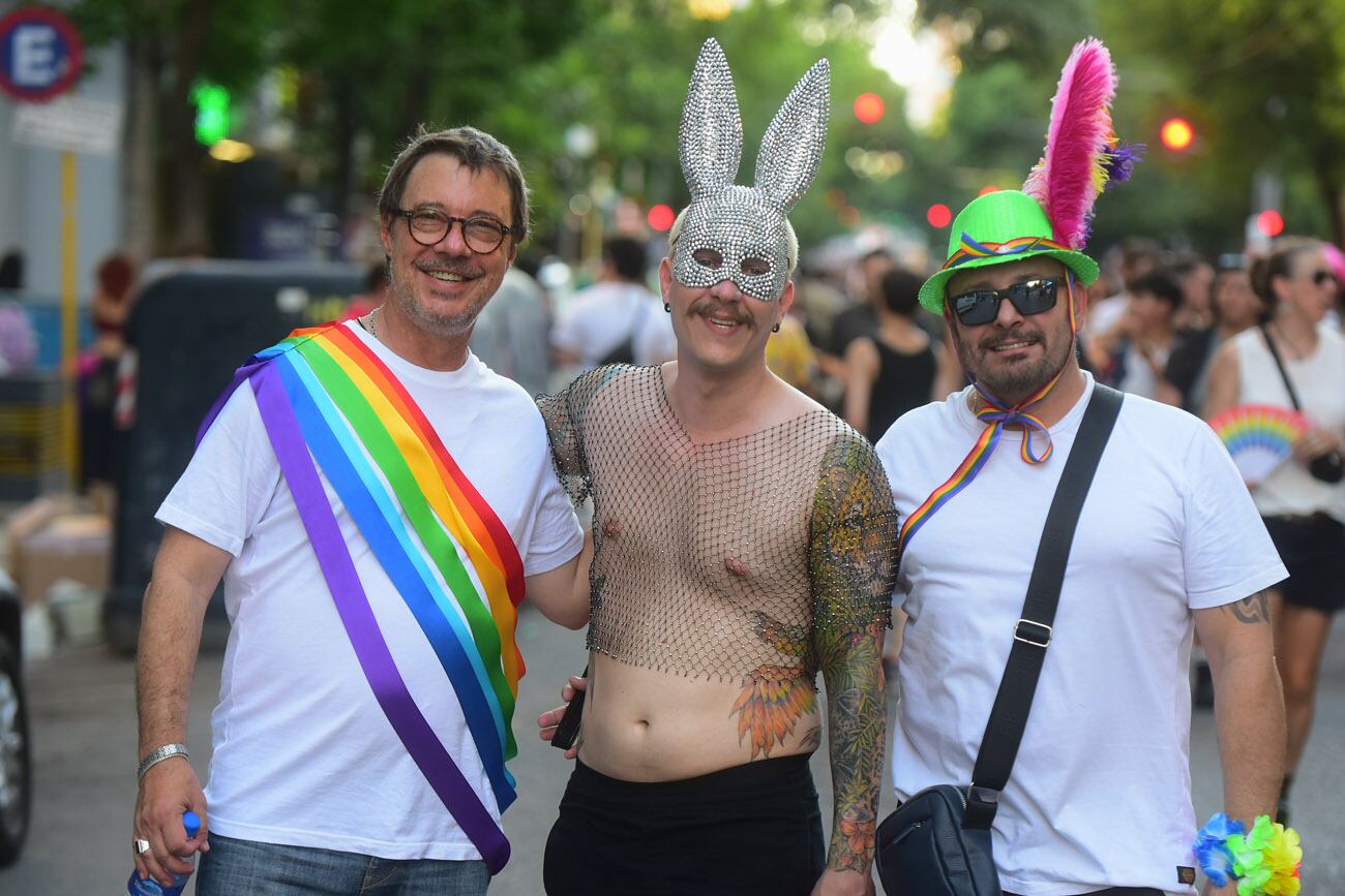 Marcha del Orgullo por las calles de Córdoba.  (Nicolás Bravo / La Voz)