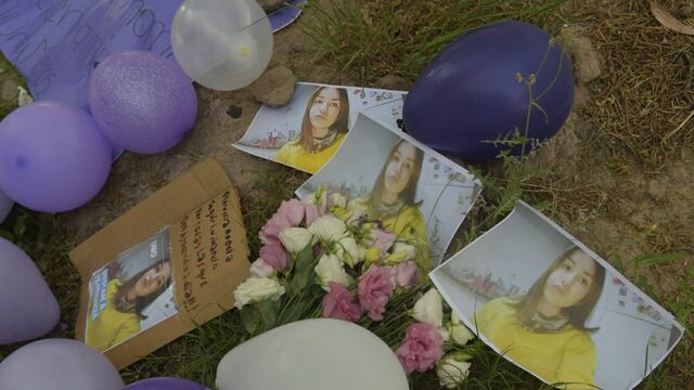 Dejaron globos, fotos y flores donde hallaron el cuerpo de Florencia. Foto Los Andes / Orlando Pelichotti
