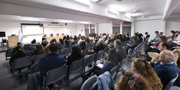 El proyecto forma parte del Plan Provincial de Alfabetización y apunta a fortalecer el trabajo docente en el aula.