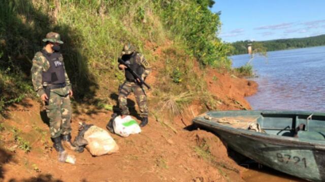 Prefectura Naval Argentina decomisó marihuana en Puerto Iguazú.