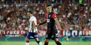 El "Pitbull" sumó ocho partidos consecutivos como titular.