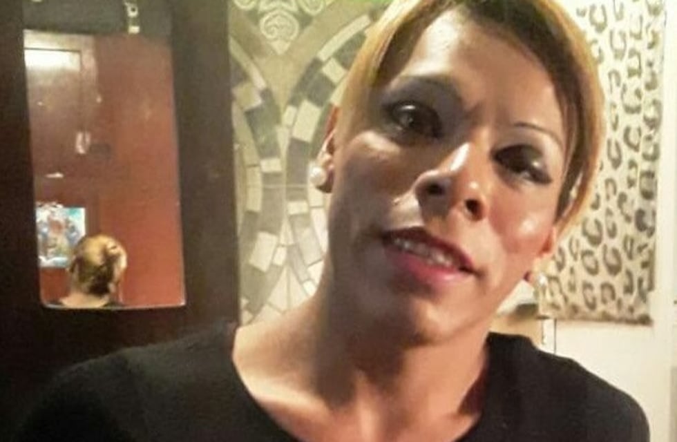 Está con prisión domiciliaria por homicidio y pidió volver tras las rejas