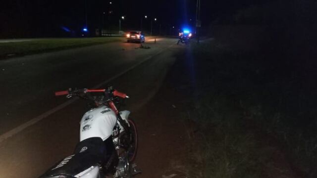 Cuatro heridos en un accidente entre dos motos en Guaraní.