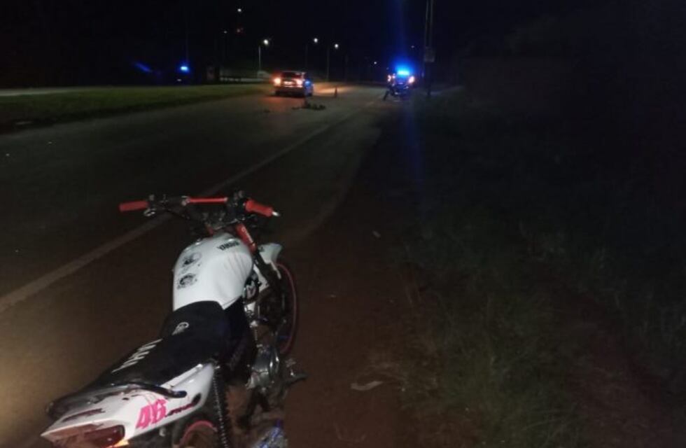 Cuatro heridos en un accidente entre dos motos en Guaraní