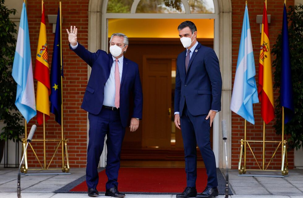 Alberto Fernández anticipó un “acuerdo estratégico” con España tras reunirse con Pedro Sánchez