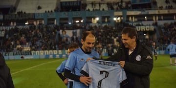 Matías Gigli se puso la camiseta de Belgrano. Y no se la sacó más...