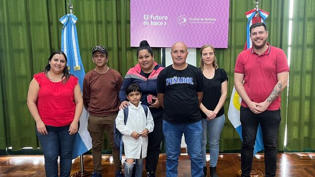 Entregaron créditos del PEI