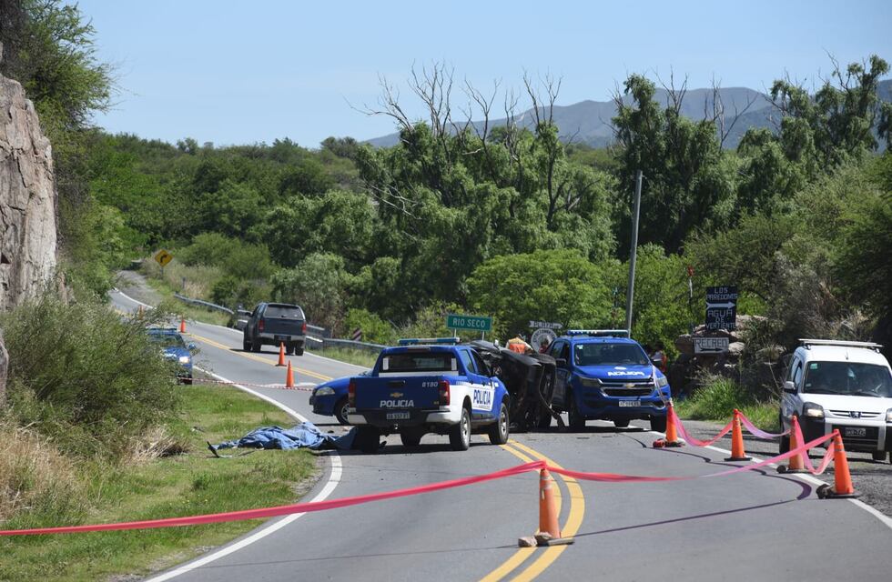 Vuelco en Punilla: dos personas fallecieron