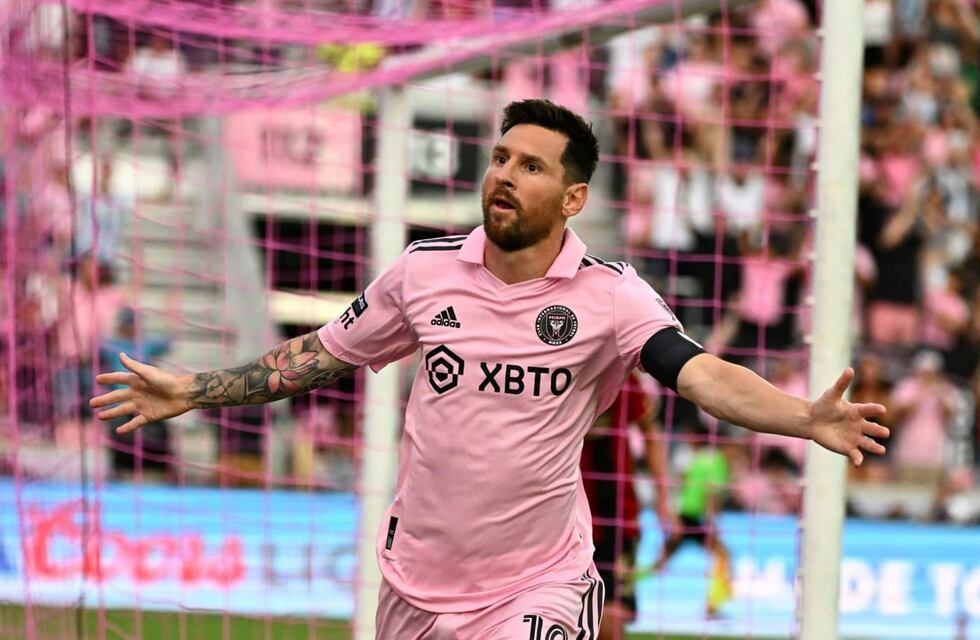 Doblete, asistencia y locura: así fue el primer partido como titular de Lionel Messi en Inter Miami