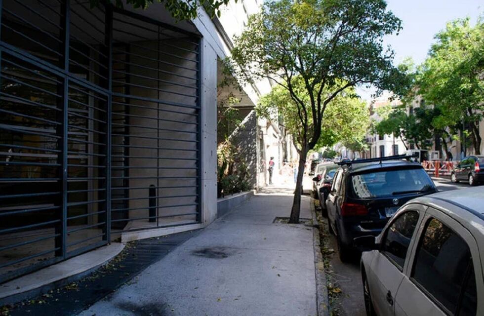 Ataque al edificio del diario Clarín: qué dijo la empresa