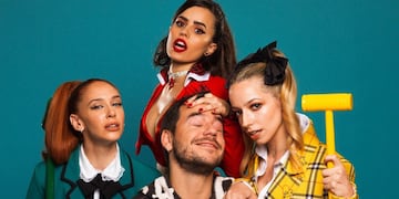 Las Heathers junto a su director, Fer Dente