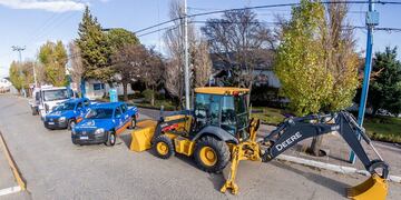 El Intendente de Río Grande presentó la nueva maquinaria adquirida