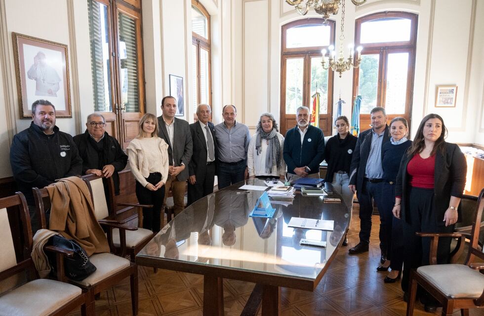 Convenio municipal con la Caja de la Policía para la construcción de 10 viviendas y la instalación de una Delegación