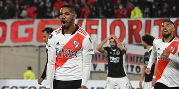 Festival de goles para el River puntero en Libertadores (@RiverPlate).