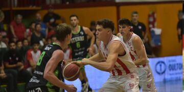 Atenas e Instituto, el clásico del básquet cordobés en la Liga Nacional. (Facundo Luque / La Voz)