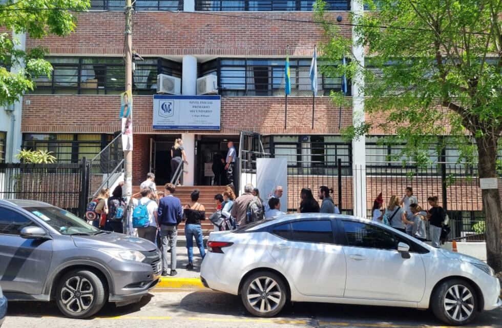 Un histórico colegio bilingüe de Quilmes cierra sus puertas y deja a cientos de alumnos sin cupos educativos