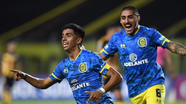 El Pupi Ferreyra festeja el gol canalla ante Táchira