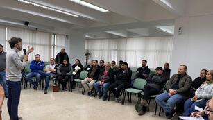 Reunión entre los concejales, funcionarios del Departamento Ejecutivo Municipal, áreas municipales especializadas, dueños y encargados de bares y boliches.