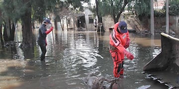 El desborde del río Salado provocó una de las peores crisis de la historia de la ciudad capital.