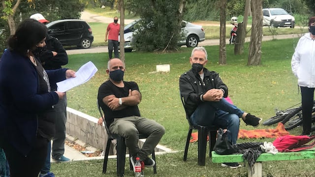 Vecinos autoconvocados de San Antonio de Arredondo en contra del accionar Municipal.