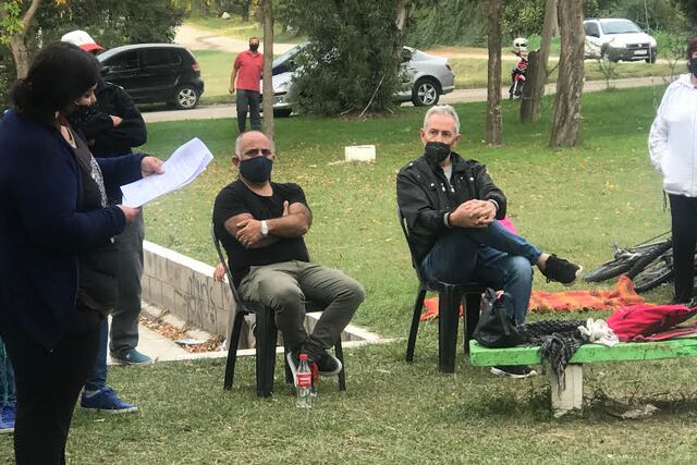 Vecinos autoconvocados de San Antonio de Arredondo en contra del accionar Municipal.