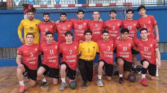 Municipalidad de Maipú masculino espera por el vencedor de Tupungato y Godoy Cruz, que fue suspendida la revancha. En el parcial, los del Valle de Uco están 1-0 arriba.