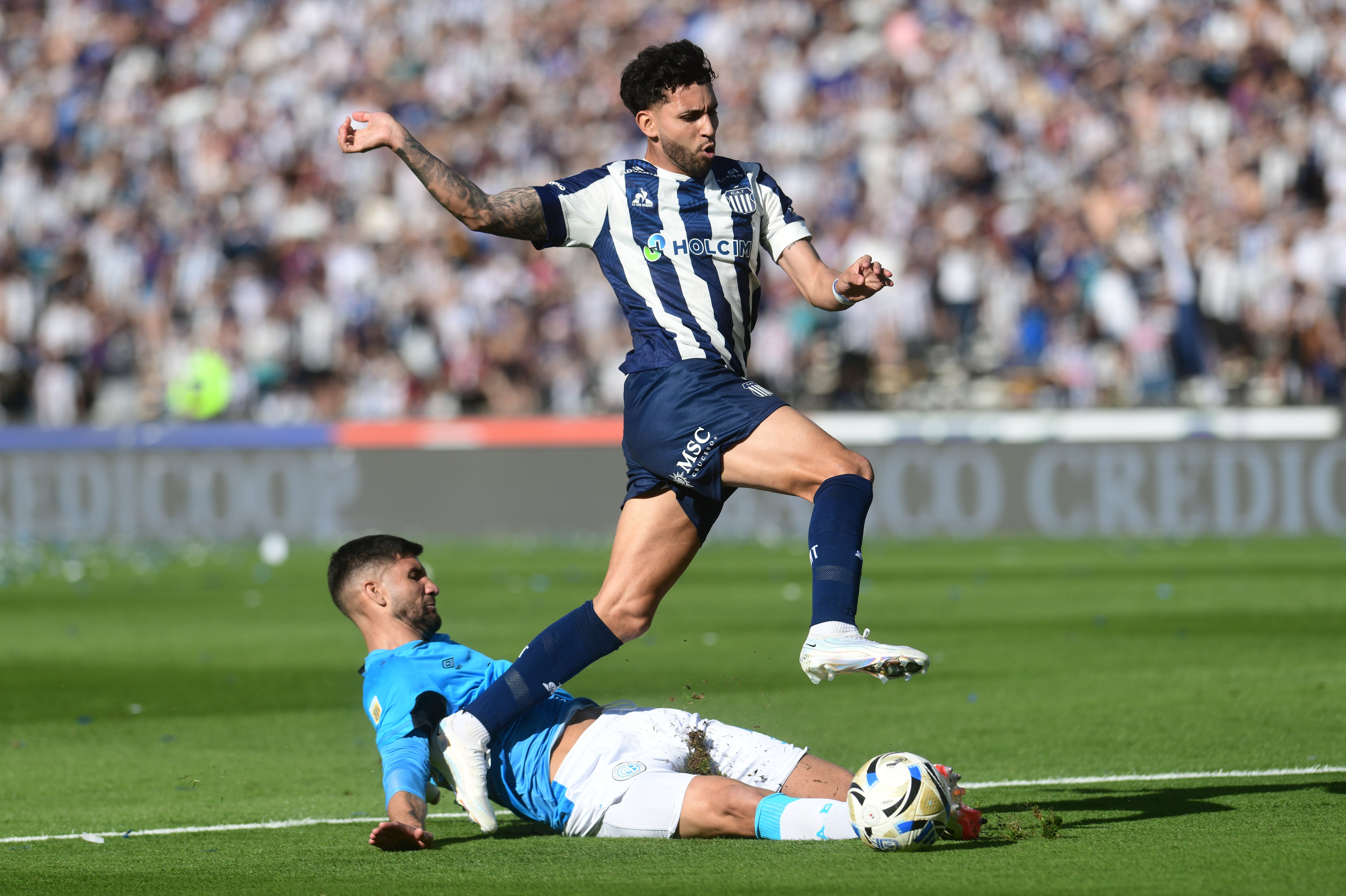 Talleres ante Belgrano, por la fecha 11 del Torneo Clausura. (Ramiro Pereyra / La Voz).