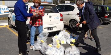 Entrega de Kit de semillas en Huerta Grande.