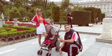 Tamara Báez, L-Gante y su hija Jamaica.