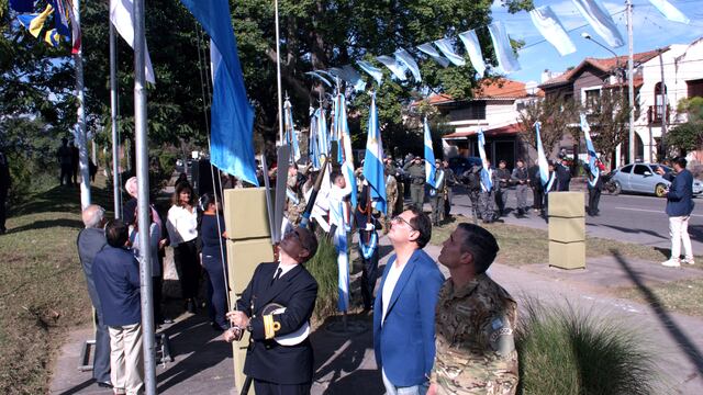 Como todos los años, la plazoleta Caídos por la Patria, sita en inmediaciones de instalaciones del Ejército Argentino en Jujuy, fue escenario de la ceremonia recordatoria del fatídico 2 de mayo de 1982.