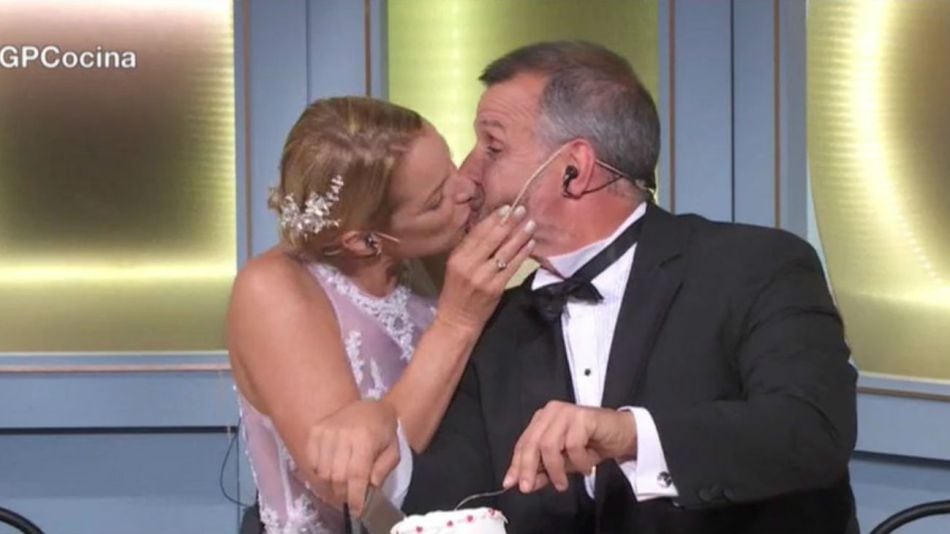 El casamiento de Carina Zampini y Christian Petersen.