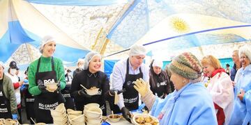 Entregaron más de 10 mil porciones para el almuerzo de Río Grande