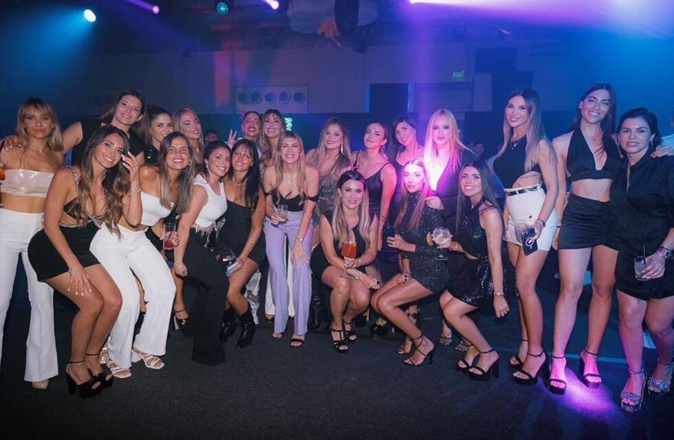 Entre risas y abrazos, Jorgelina Cardoso definió una por una a las parejas de los jugadores de la Selección Argentina