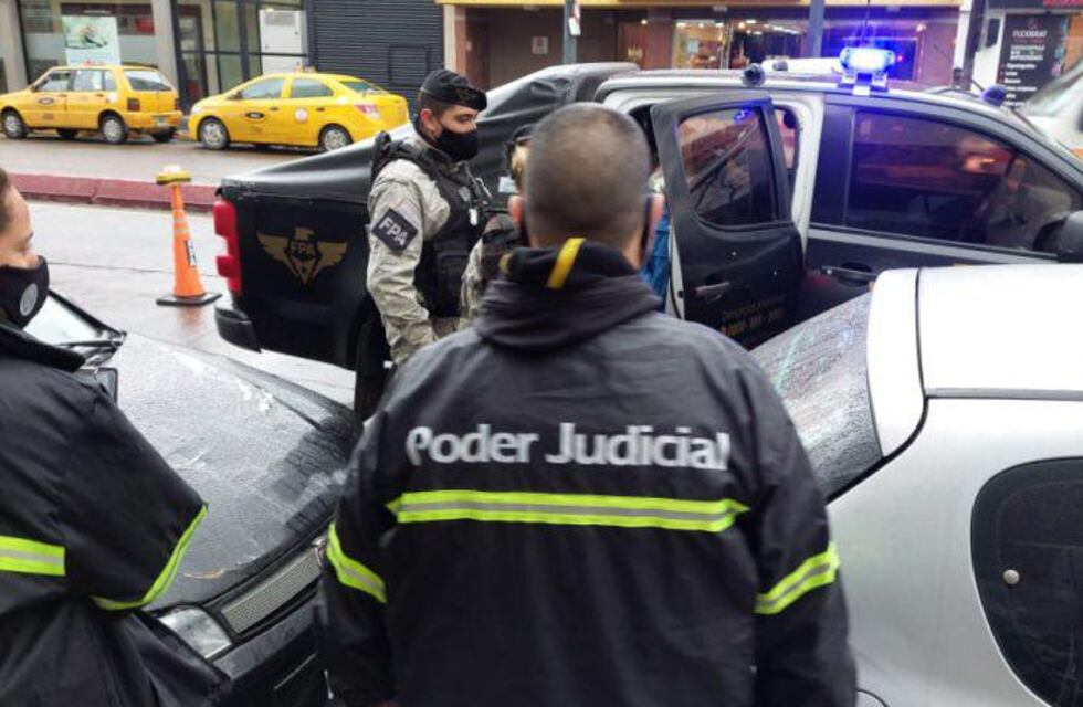 Allanaron clínicas de Córdoba por presunto robo y comercialización de medicamentos oncológicos