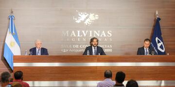 Conferencia de prensa tras la llegada de la vacuna Sputnik V (Foto: Presidencia)