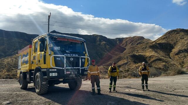 La zona del Cerro Arco y El Challao son base para los brigadistas del Plan Provincial de Manejo del Fuego. Controlan y previenen incendios forestales. Gentileza GdM