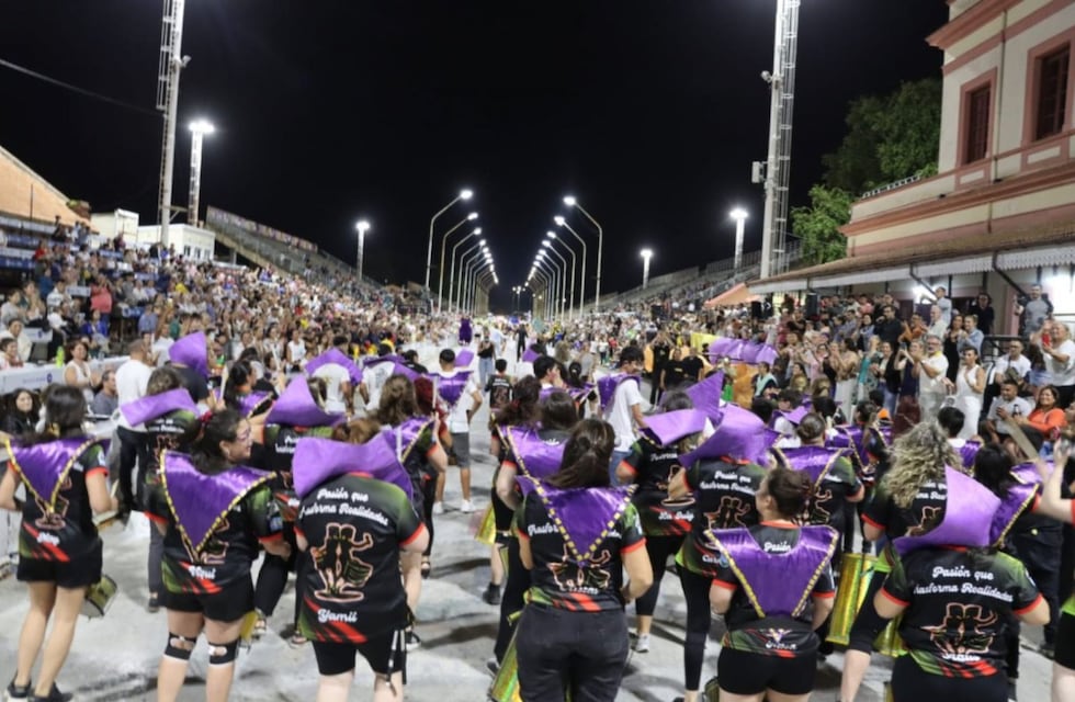 Un estallido de color y emoción: las escuelas llenaron de vida el cierre de Carnaval con Todos
