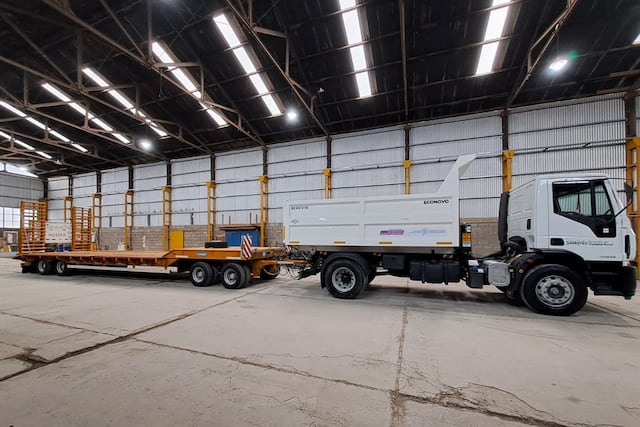 el Ente Vial presentó nueva maquinaria adquirida con una inversión conjunta entre la Comisión y el Municipio