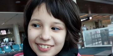 Coni, la niña de 9 años de La Plata que viajó a Tailandia con la esperanza de curarse.