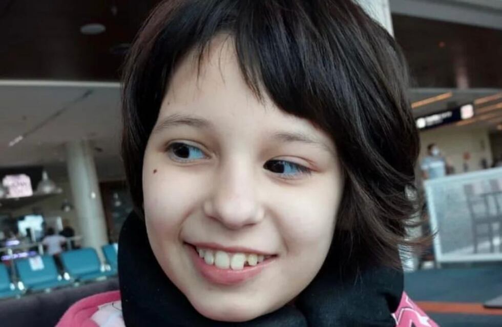 Coni, sufrió una cuadriparesia producto de un accidente donde murieron sus padres y viajó a Tailandia con la esperanza de volver a caminar