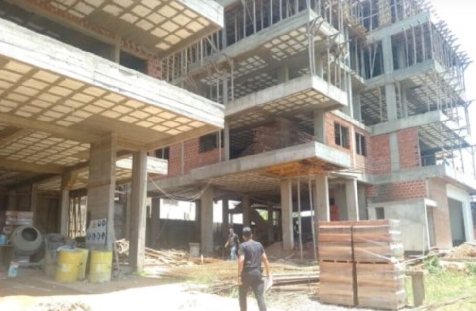 Posadas: obrero cayó desde una obra en construcción