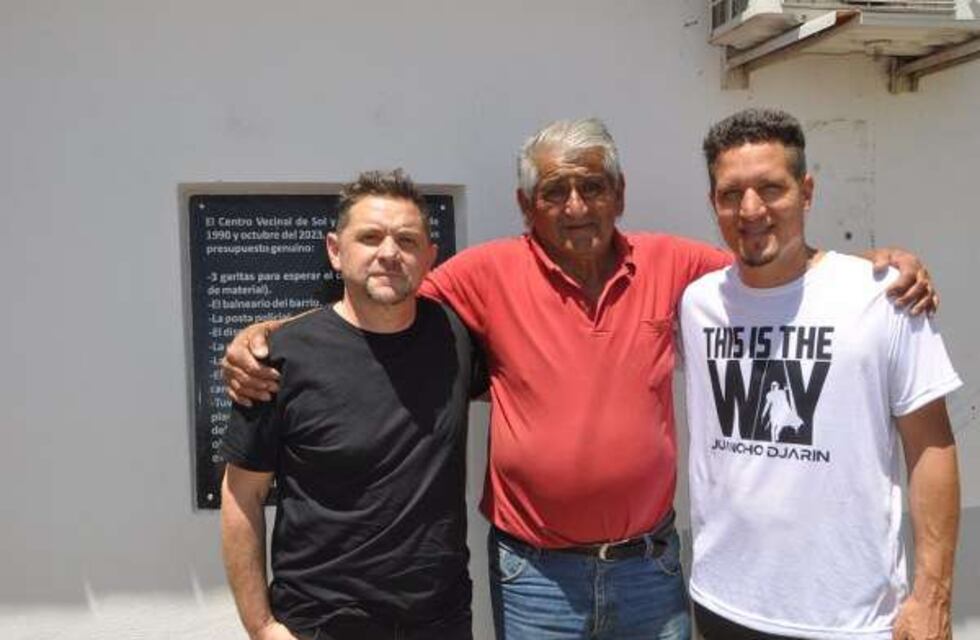 Insólito: el presidente de un centro vecinal cordobés gastó $220.000 en un autohomenaje y le piden que devuelva el dinero