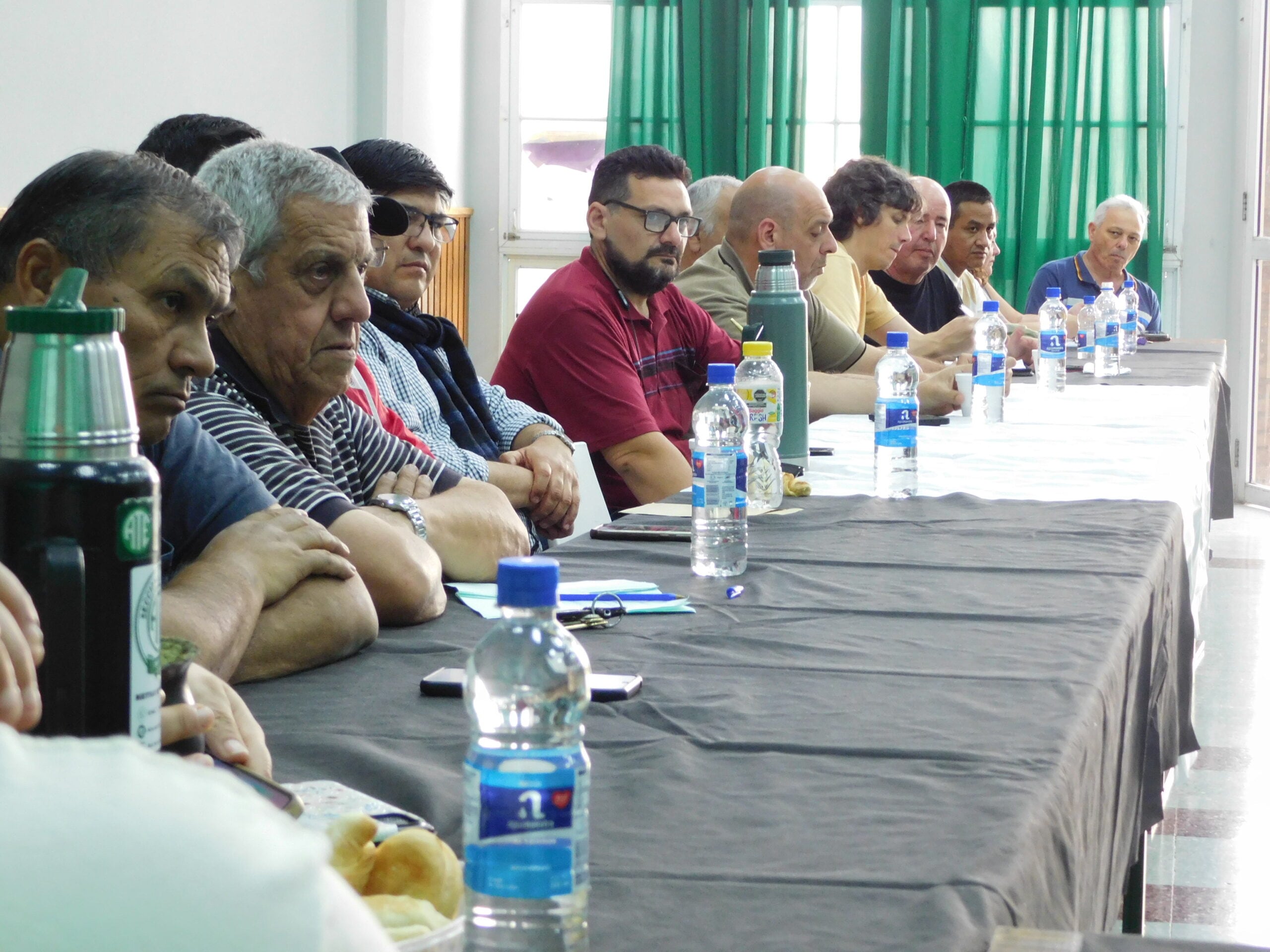 ATE anunció medidas de fuerza. Fotos del plenario.
