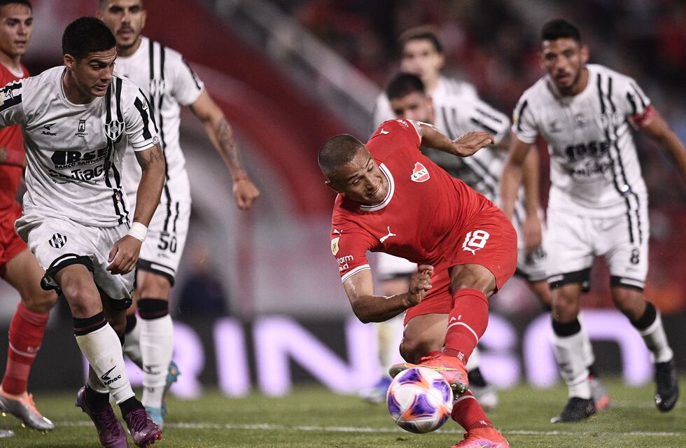 Los goles del triunfo de Central Córdoba 2 a 1 sobre Independiente