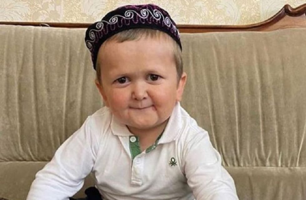 Quién es Hasbulla Magomedov, el tiktoker de 20 años que parece un niño y que está en Argentina
