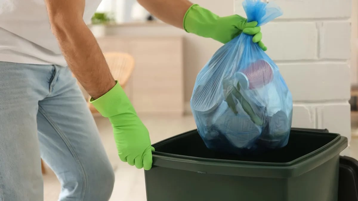 cómo eliminar el mal olor del tacho de basura